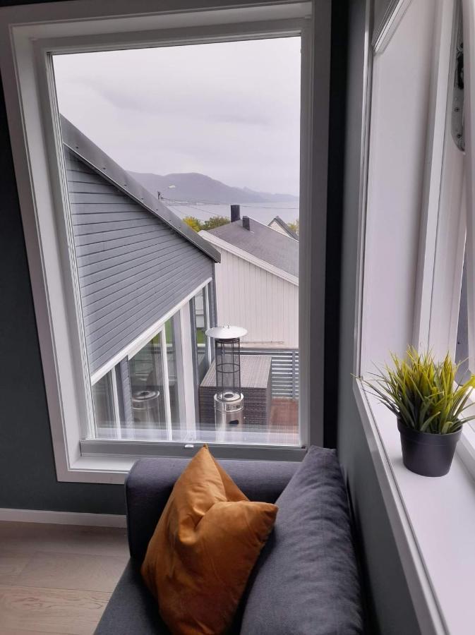 Great Rooms In A Large Modern Villa Tromsø Eksteriør billede